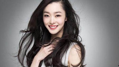 明星美女,揭秘时尚界的璀璨星辉